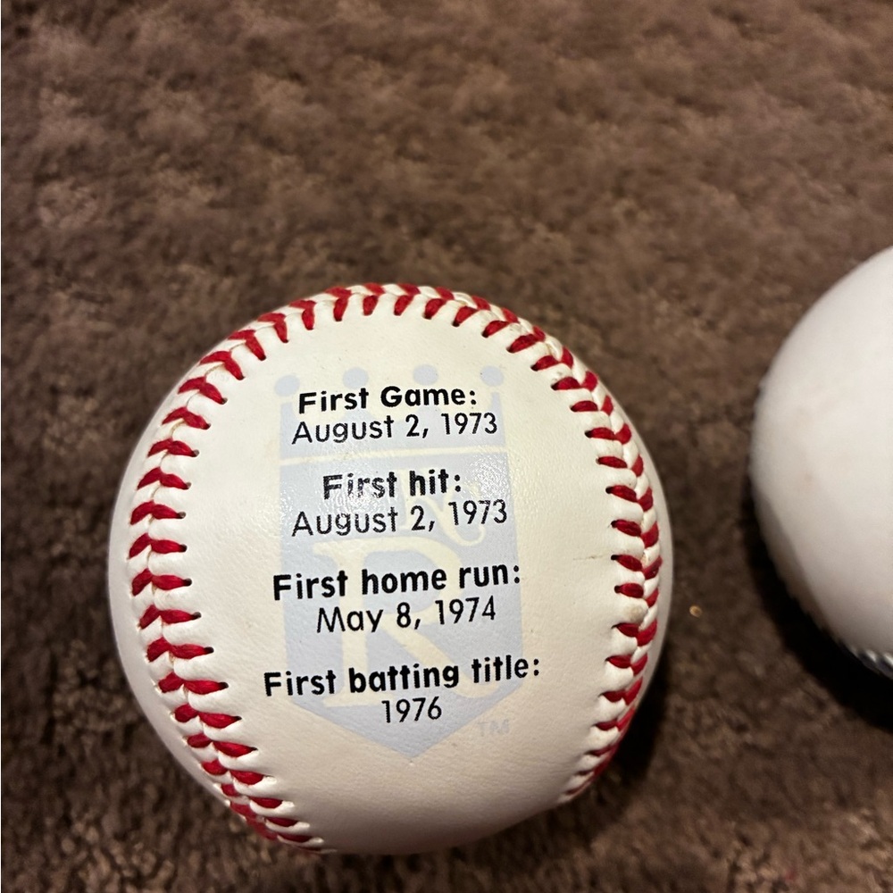 Commemorative George Brett Baseballs - Picture 3 of 7